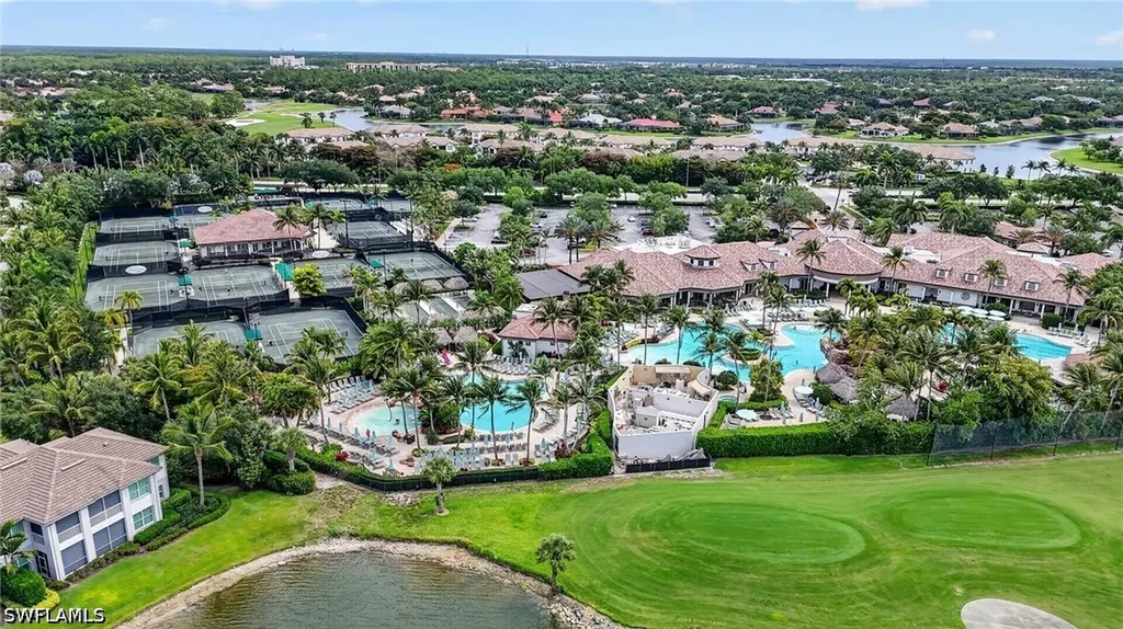 6040 Dogleg Drive Naples FL 34113