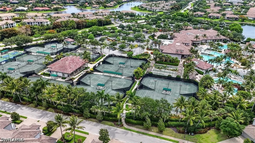 6040 Dogleg Drive Naples FL 34113