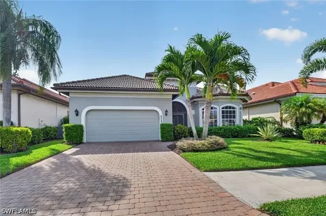 6040 Dogleg Drive Naples FL 34113