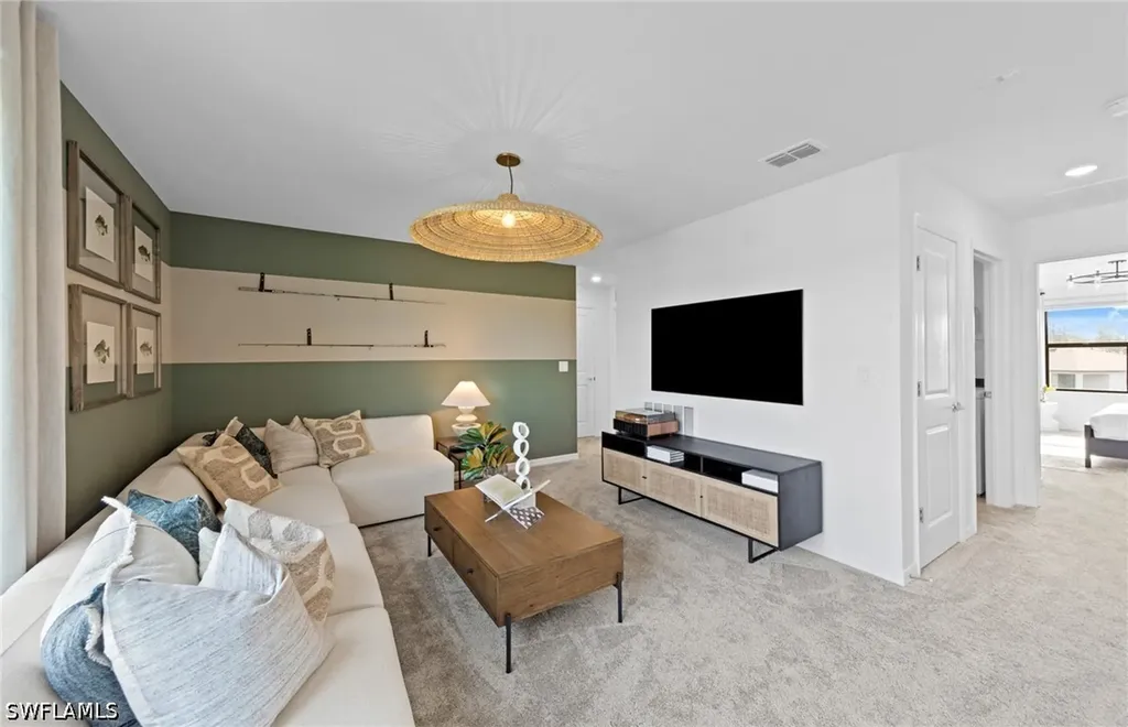 605 Oasis Lake Place Lehigh Acres FL 33974