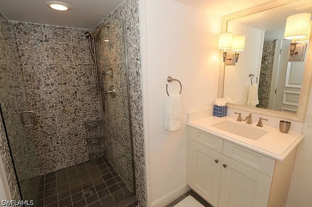 4041 Gulf Shore Boulevard N Naples FL 34103