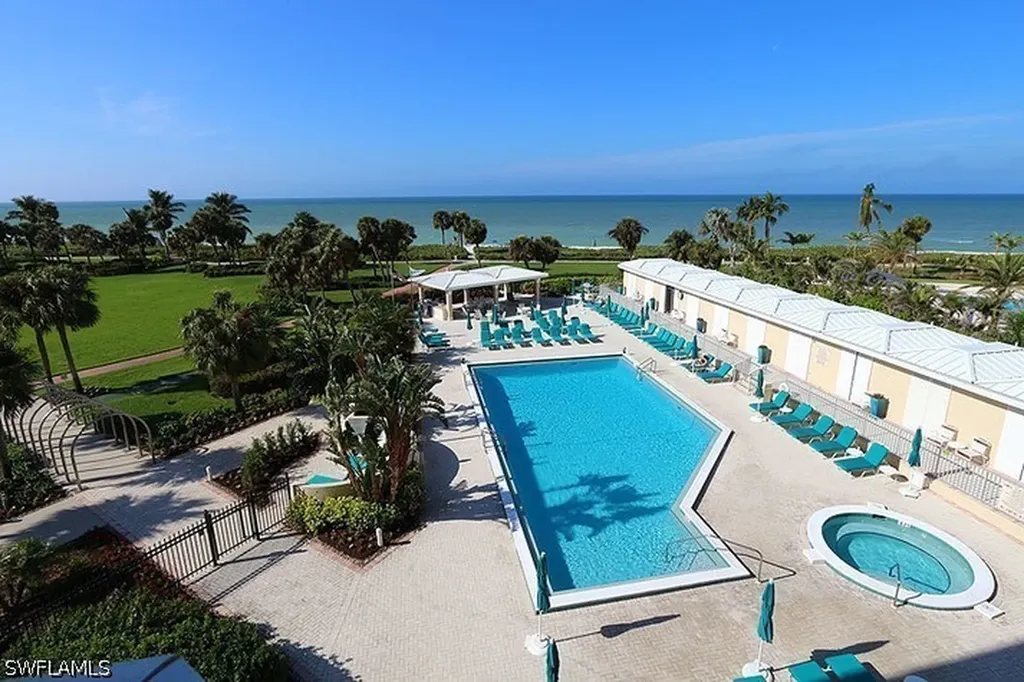 4041 Gulf Shore Boulevard N Naples FL 34103