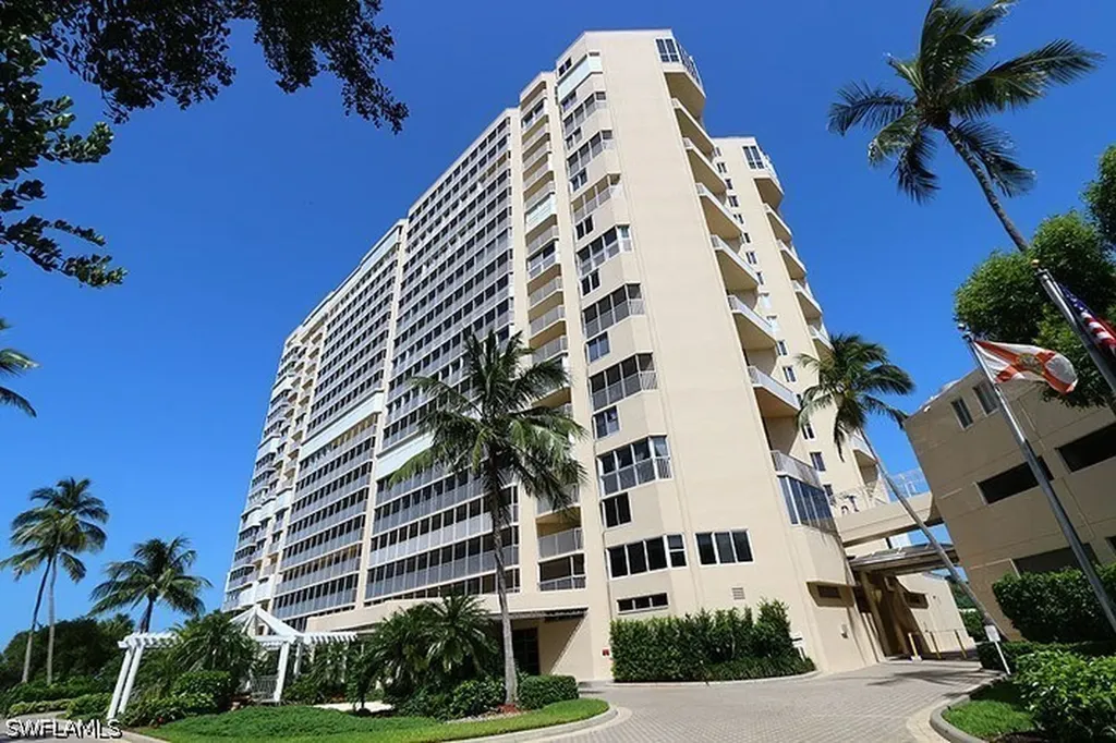 4041 Gulf Shore Boulevard N Naples FL 34103
