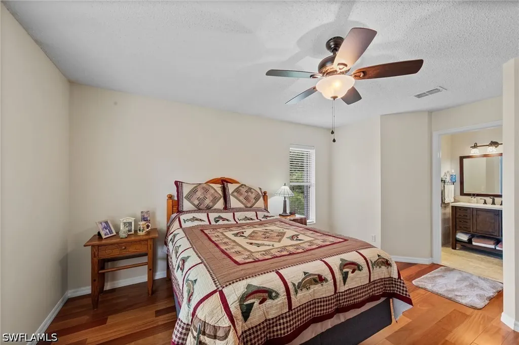 621 Squire Circle Naples FL 34104