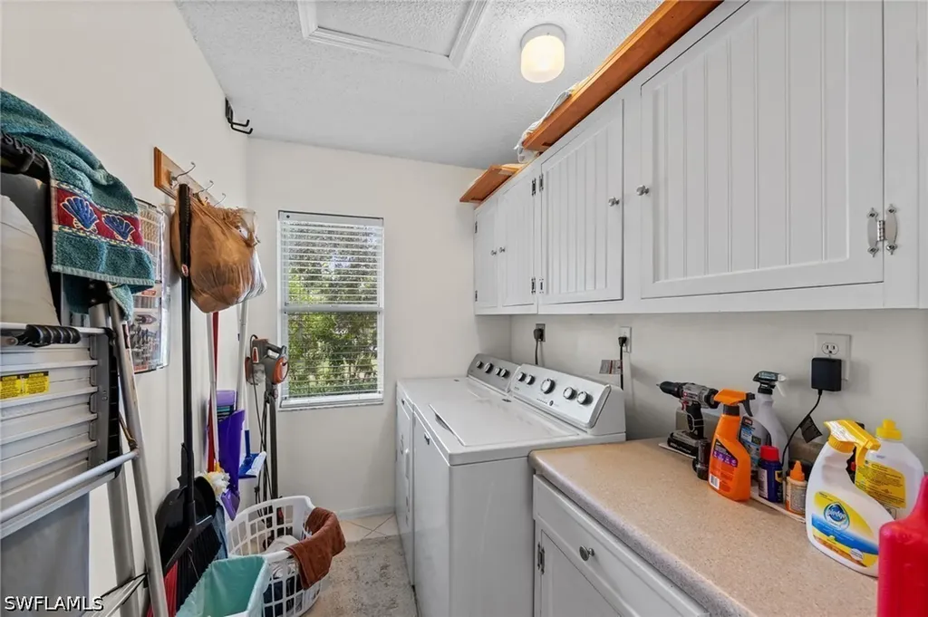 621 Squire Circle Naples FL 34104