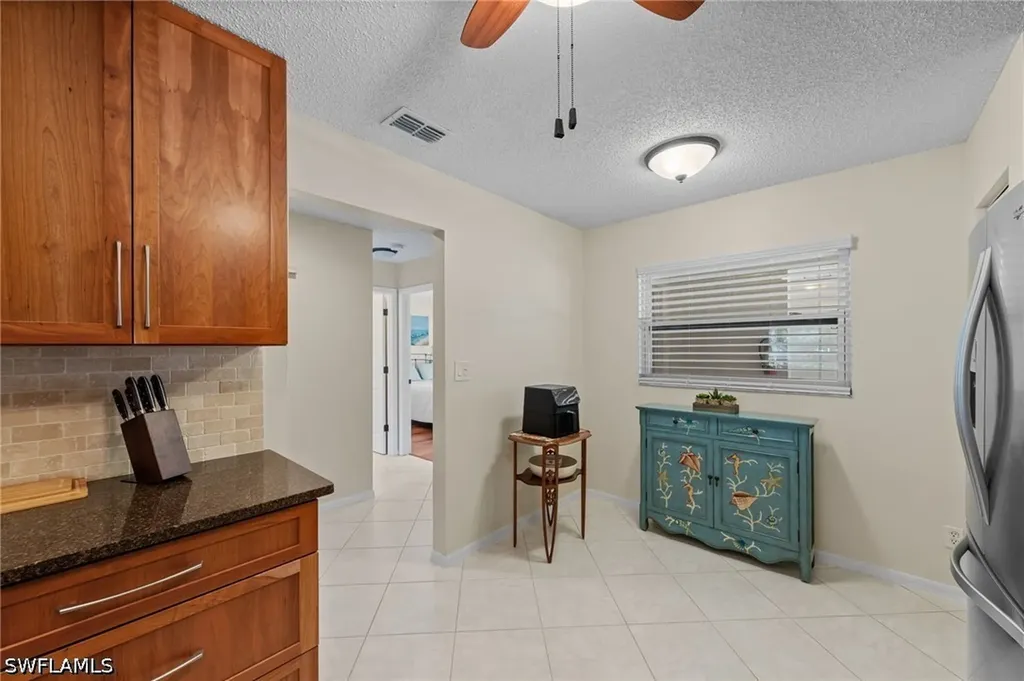 621 Squire Circle Naples FL 34104