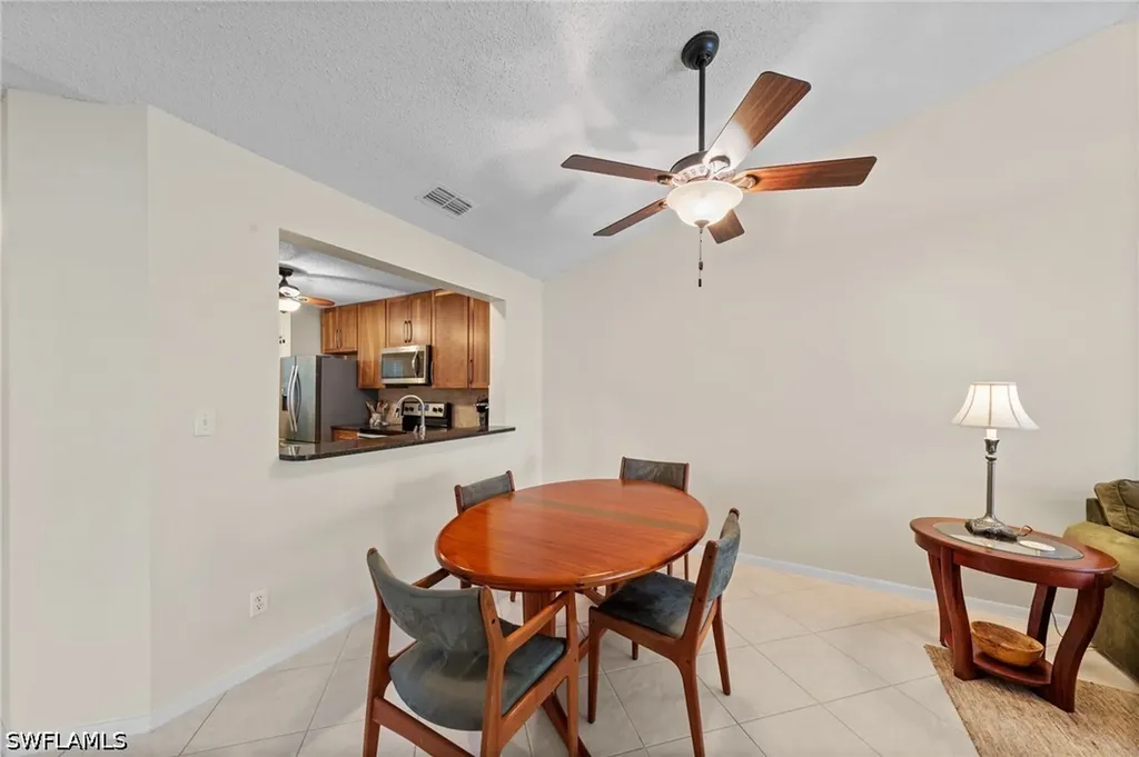 621 Squire Circle Naples FL 34104