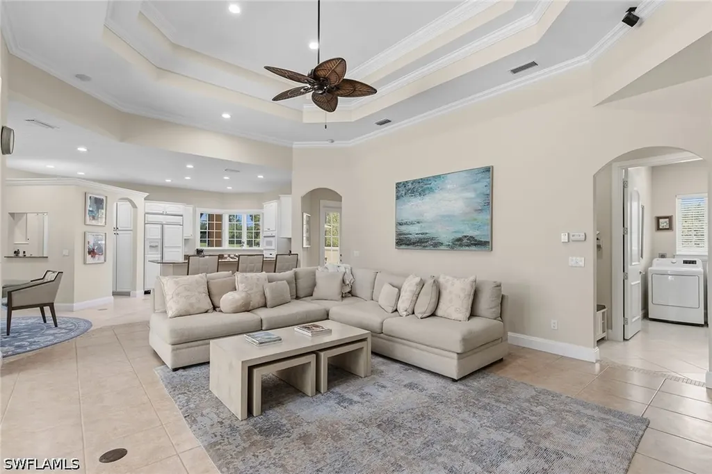 4661 Idylwood Lane Naples FL 34119