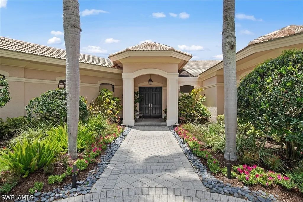 4661 Idylwood Lane Naples FL 34119