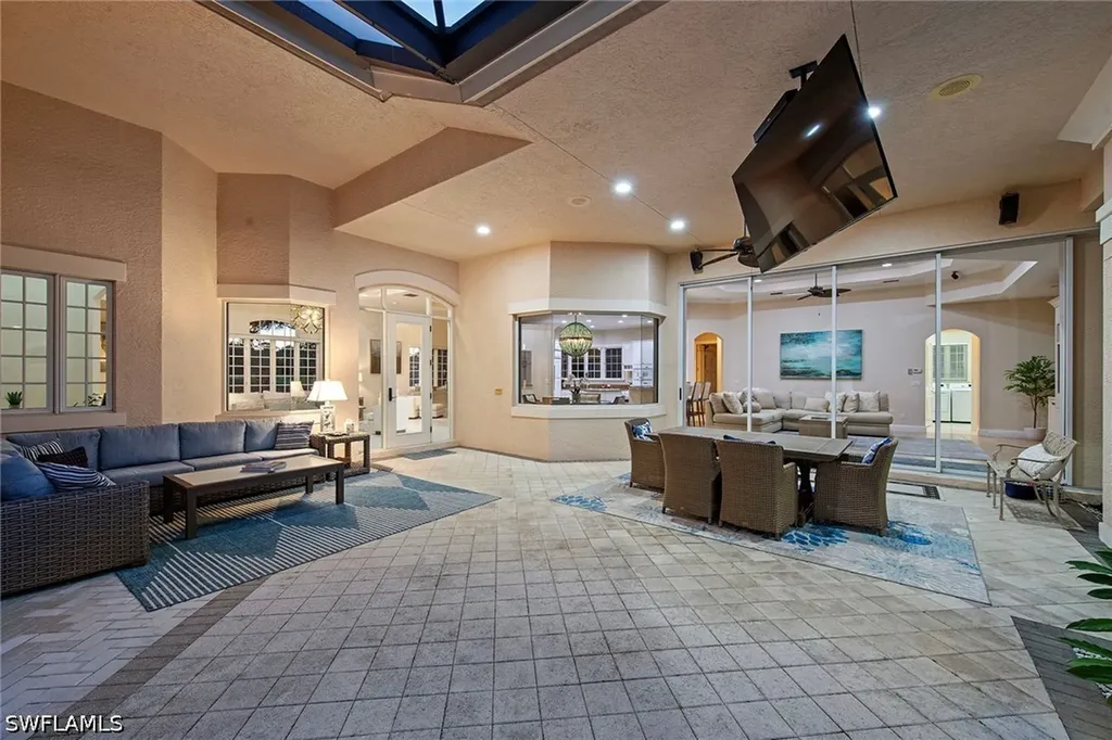 4661 Idylwood Lane Naples FL 34119