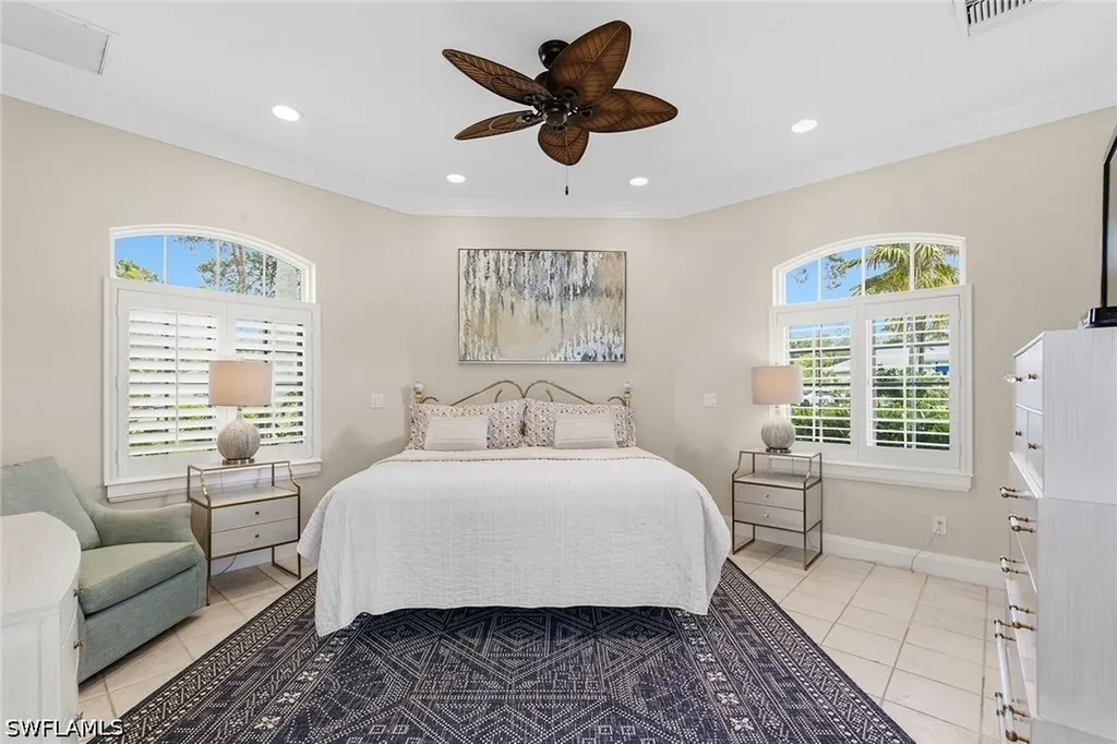 4661 Idylwood Lane Naples FL 34119