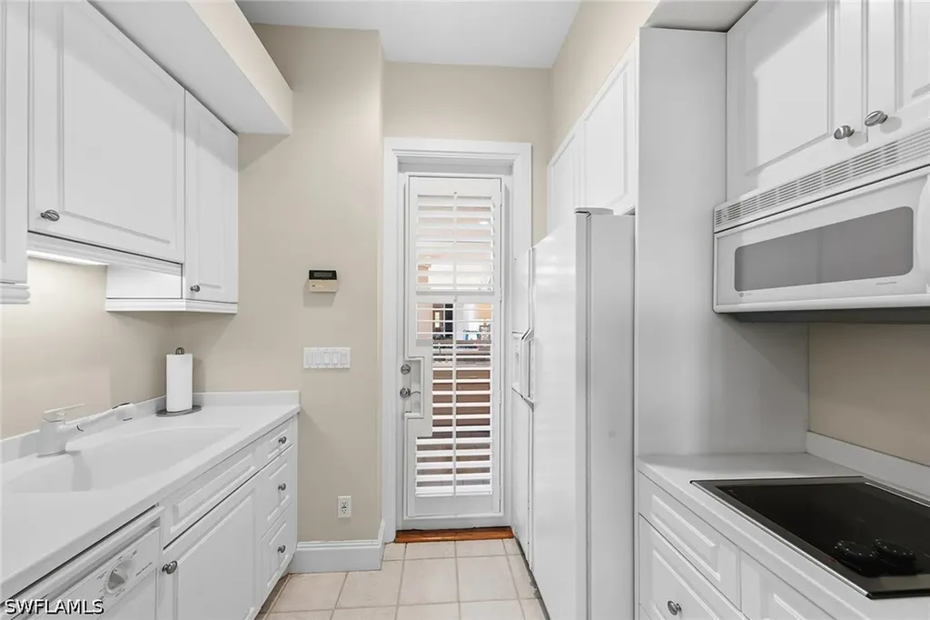 4661 Idylwood Lane Naples FL 34119