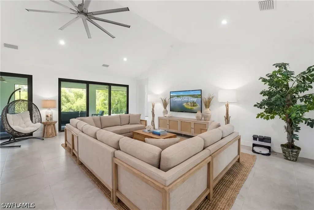 18355 Fairmont Drive Naples FL 34114