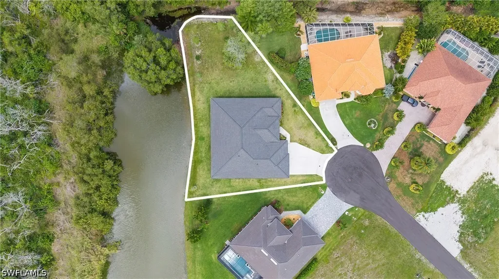 18355 Fairmont Drive Naples FL 34114