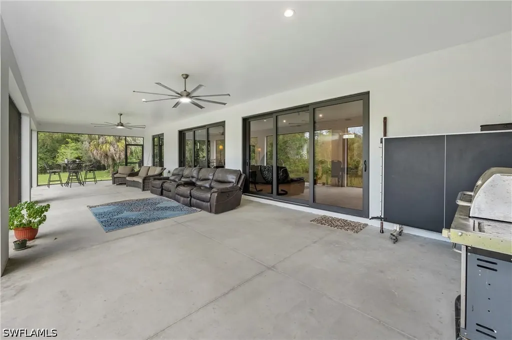 18355 Fairmont Drive Naples FL 34114