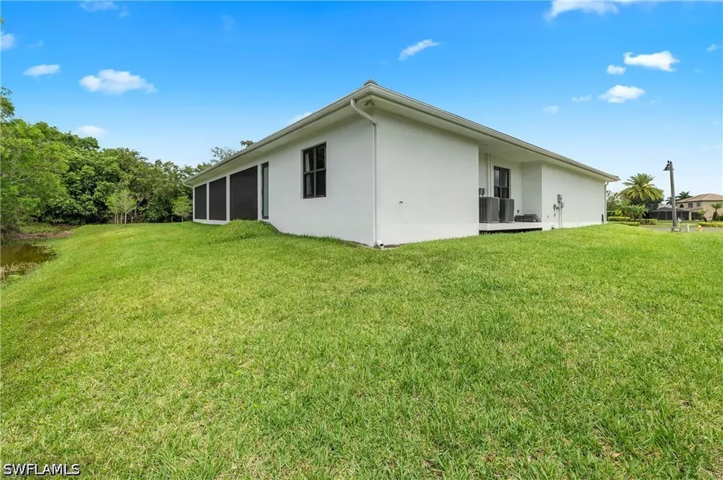 18355 Fairmont Drive Naples FL 34114