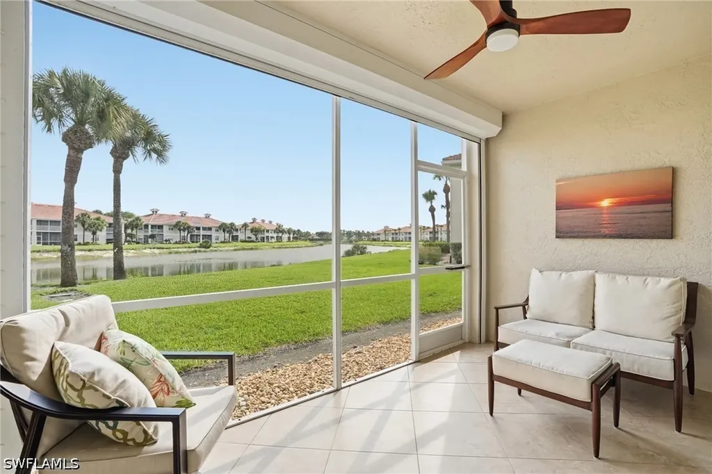 Naples FL, 3039 Horizon Lane, Unit 2105