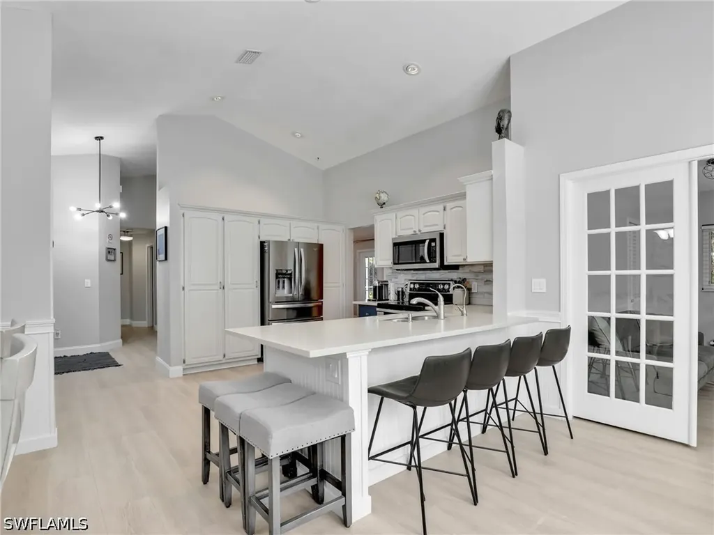 2554 Outrigger Lane Naples FL 34104