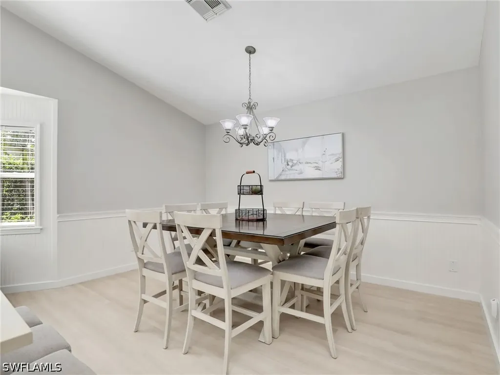 2554 Outrigger Lane Naples FL 34104