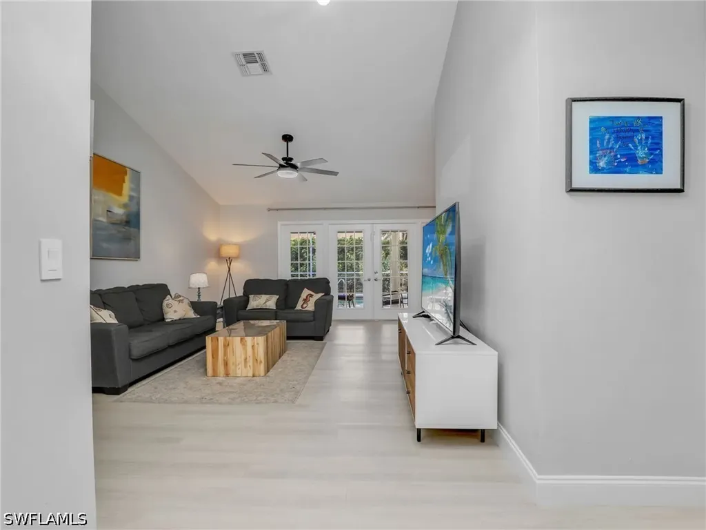 2554 Outrigger Lane Naples FL 34104