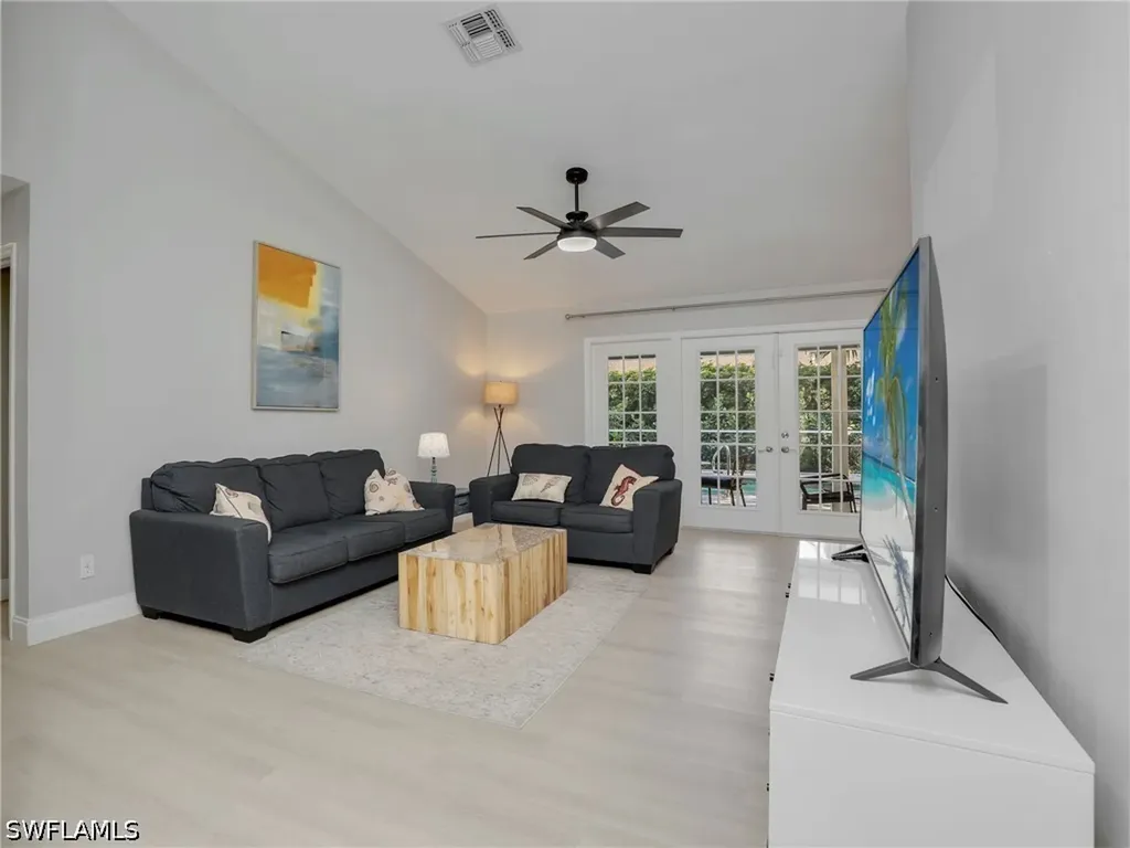 2554 Outrigger Lane Naples FL 34104