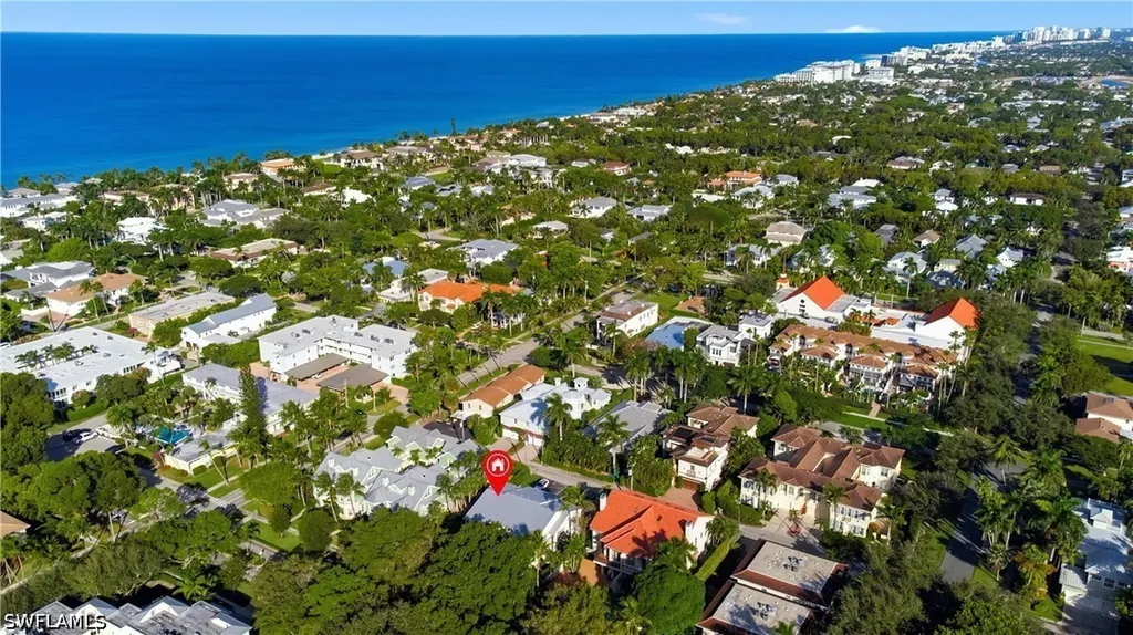 341 3rd Avenue S Naples FL 34102