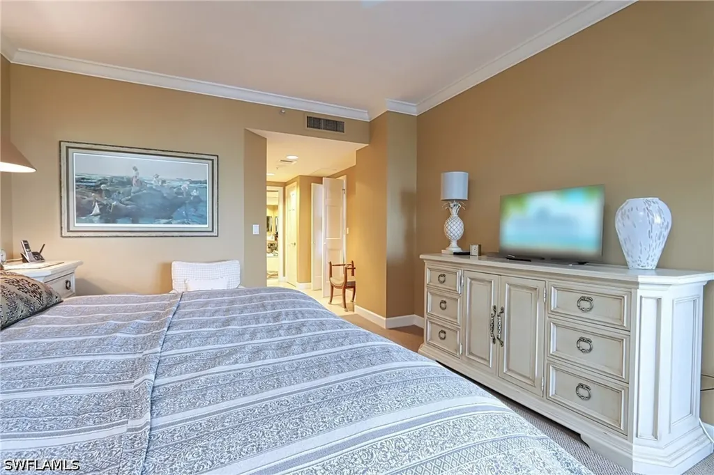 8990 Bay Colony Drive Naples FL 34108