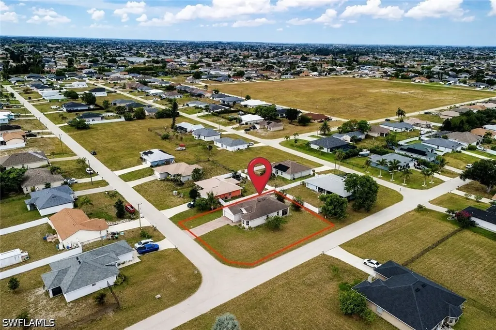 2220 NE 5th Avenue Cape Coral FL 33909