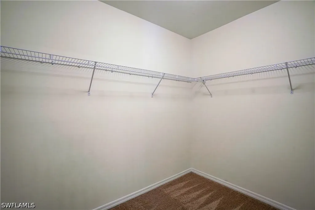 2220 NE 5th Avenue Cape Coral FL 33909