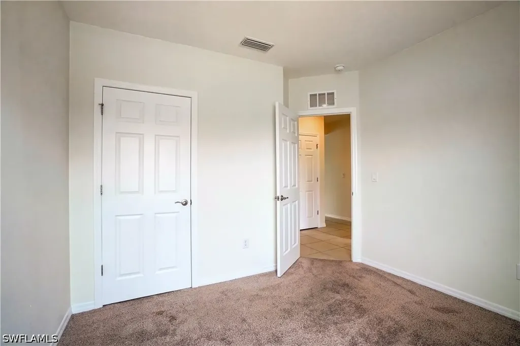 2220 NE 5th Avenue Cape Coral FL 33909