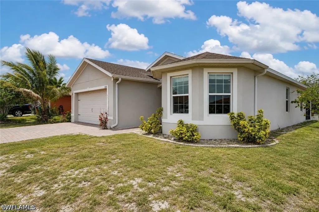 2220 NE 5th Avenue Cape Coral FL 33909