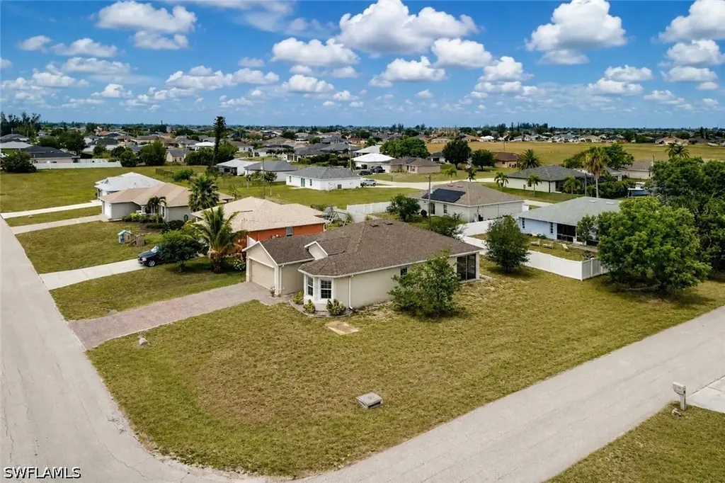 2220 NE 5th Avenue Cape Coral FL 33909