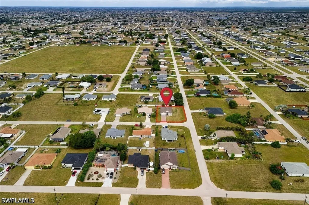 2220 NE 5th Avenue Cape Coral FL 33909
