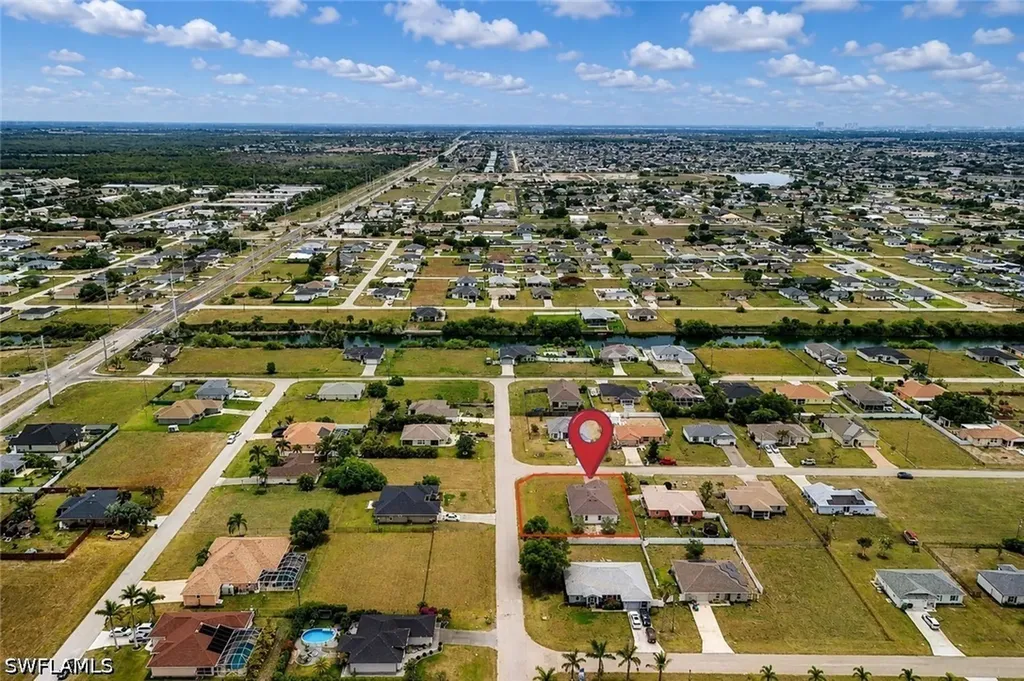 2220 NE 5th Avenue Cape Coral FL 33909