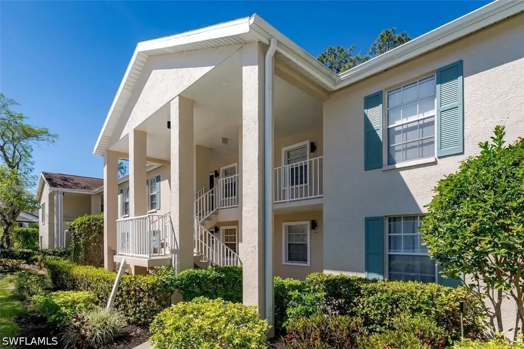 1706 Kings Lake Boulevard Naples FL 34112