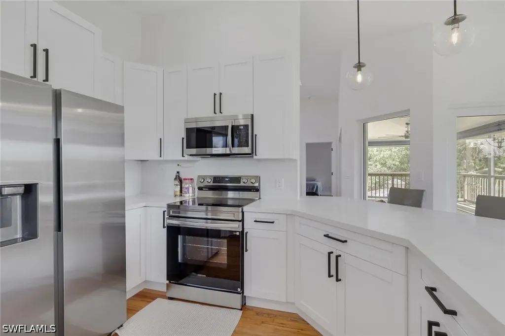 880 18th Street NE Naples FL 34120