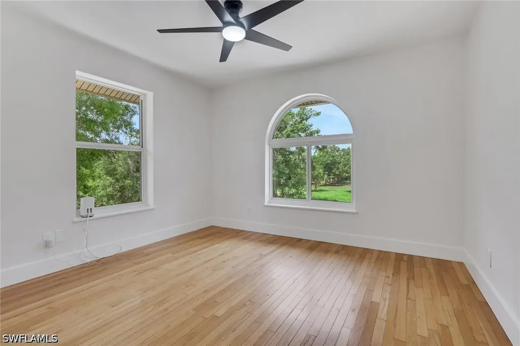 880 18th Street NE Naples FL 34120