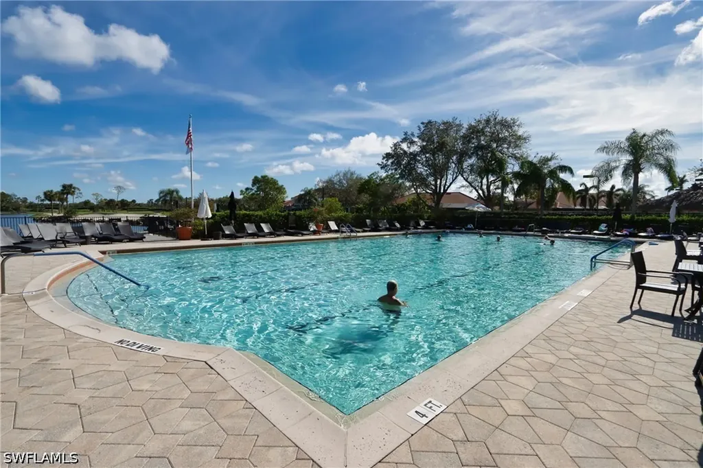 5963 Trophy Drive Naples FL 34110