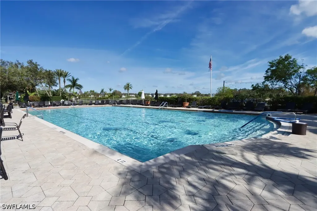 5963 Trophy Drive Naples FL 34110