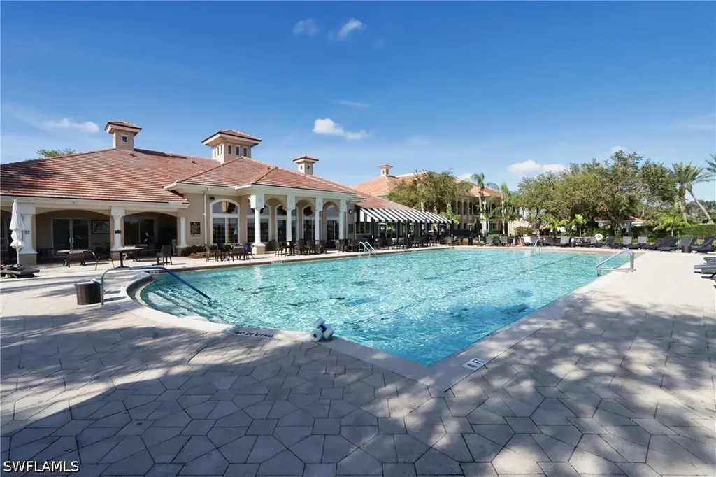 5963 Trophy Drive Naples FL 34110