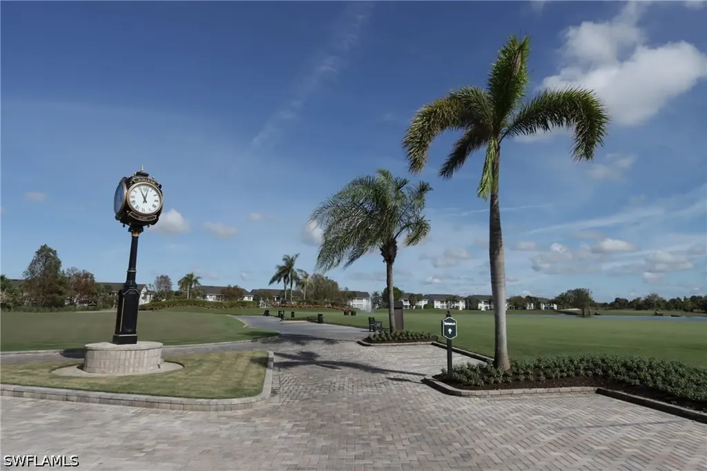 5963 Trophy Drive Naples FL 34110