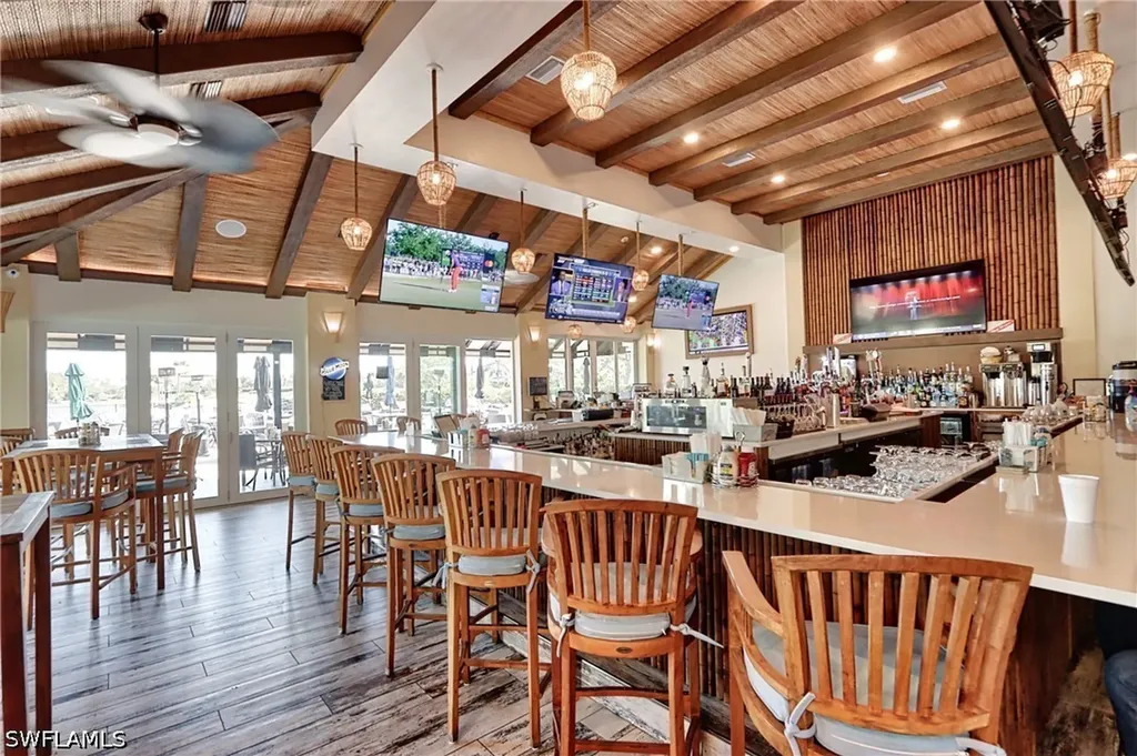 5963 Trophy Drive Naples FL 34110