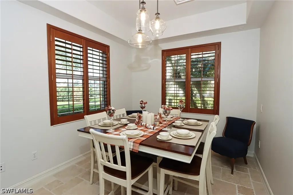 5963 Trophy Drive Naples FL 34110