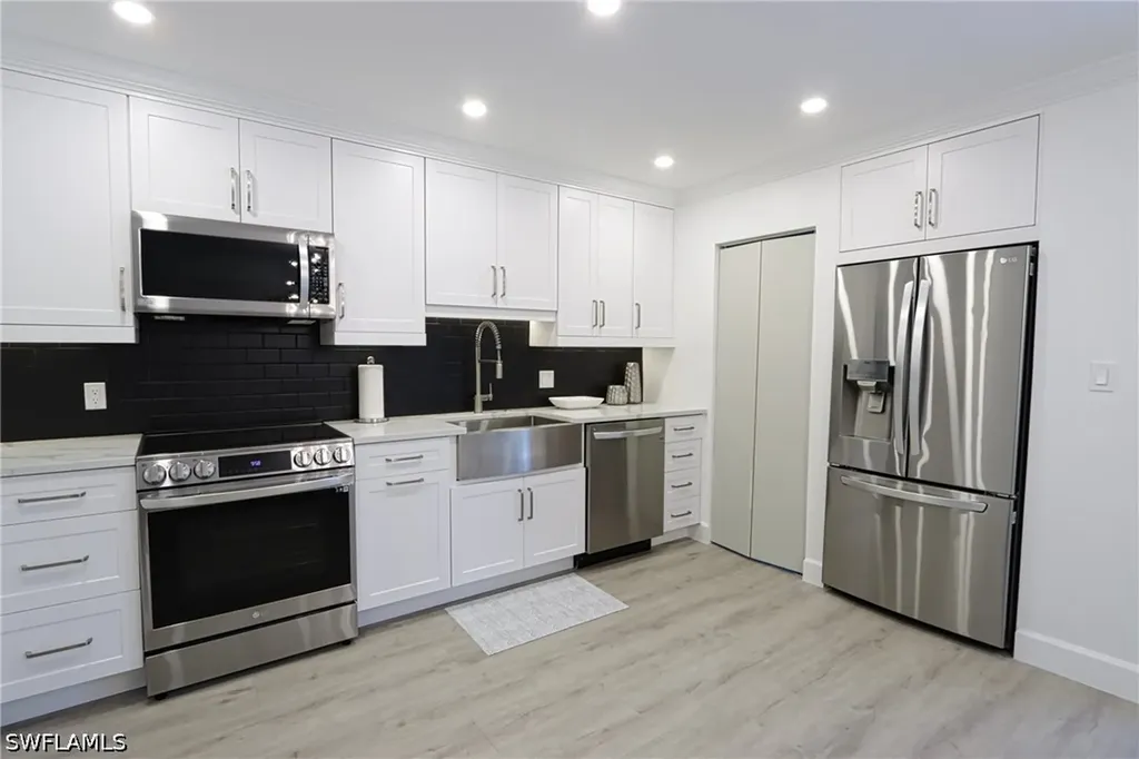 788 Park Shore Drive Naples FL 34103