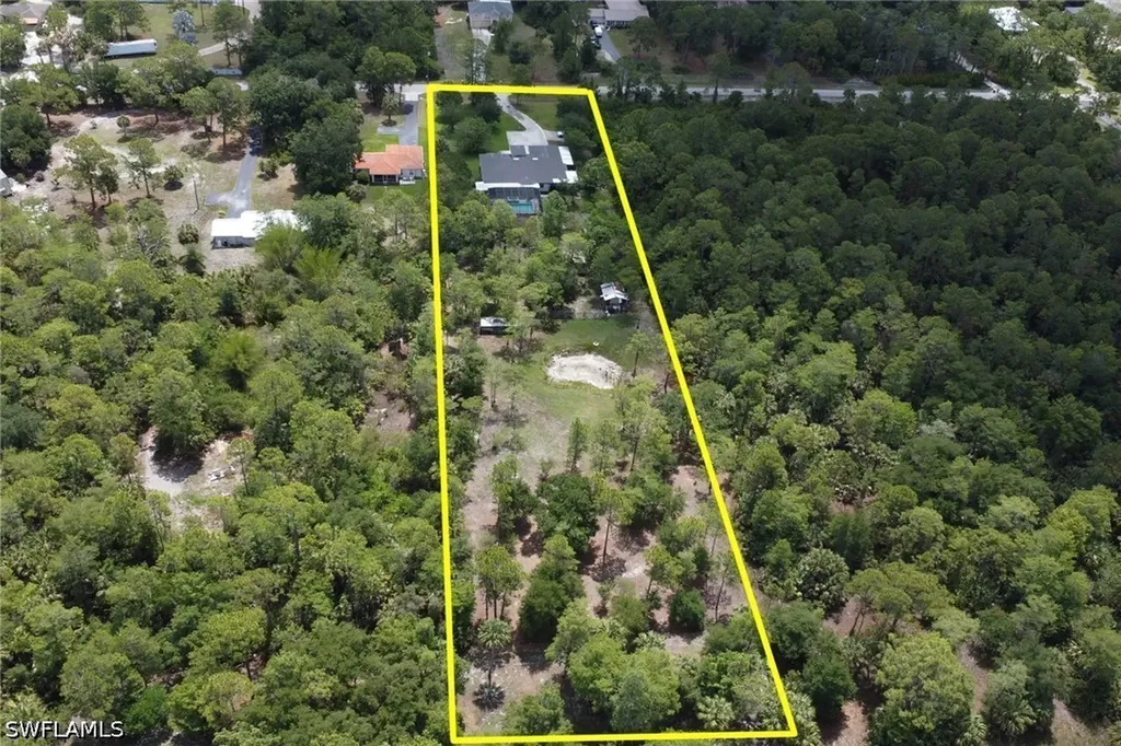 3111 4th Street NW Naples FL 34120