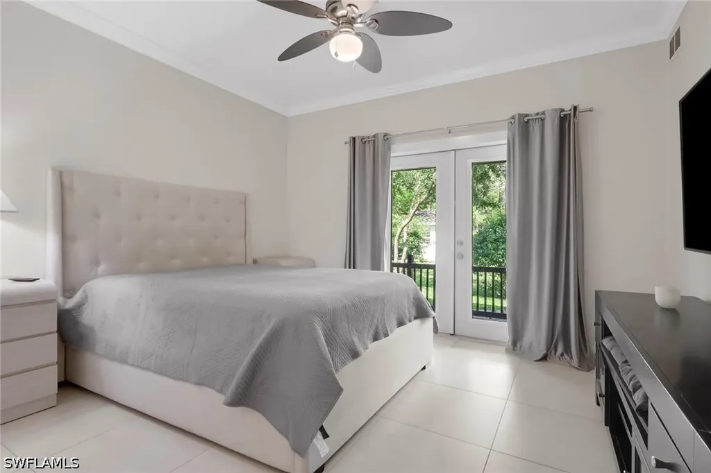 3111 4th Street NW Naples FL 34120