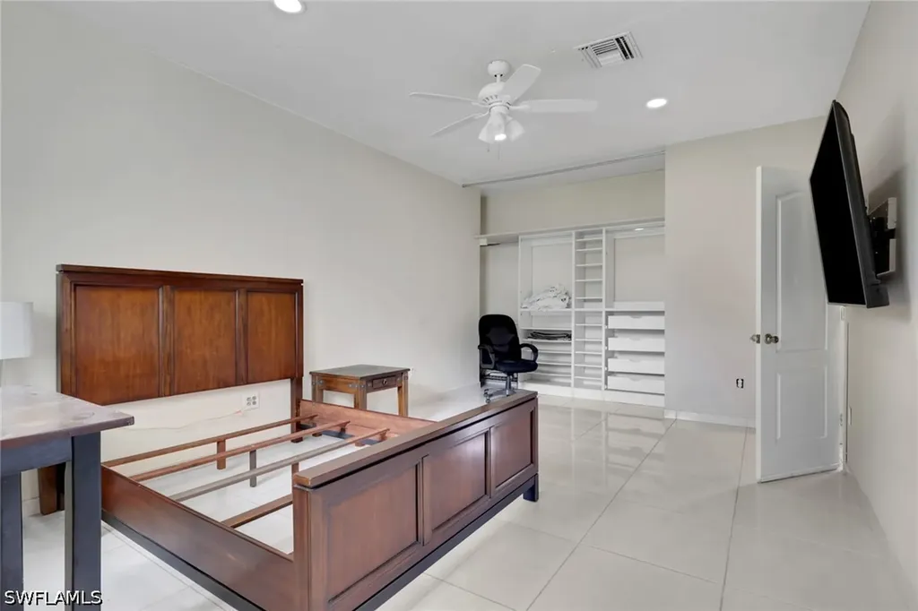 3111 4th Street NW Naples FL 34120