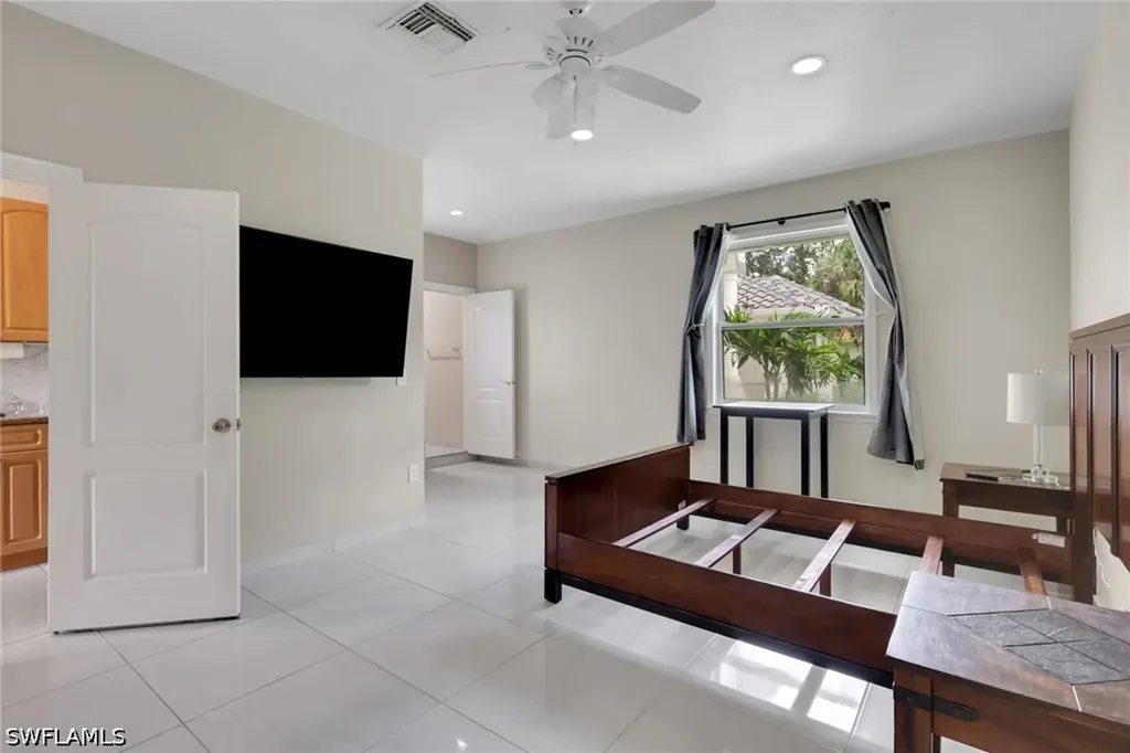 3111 4th Street NW Naples FL 34120