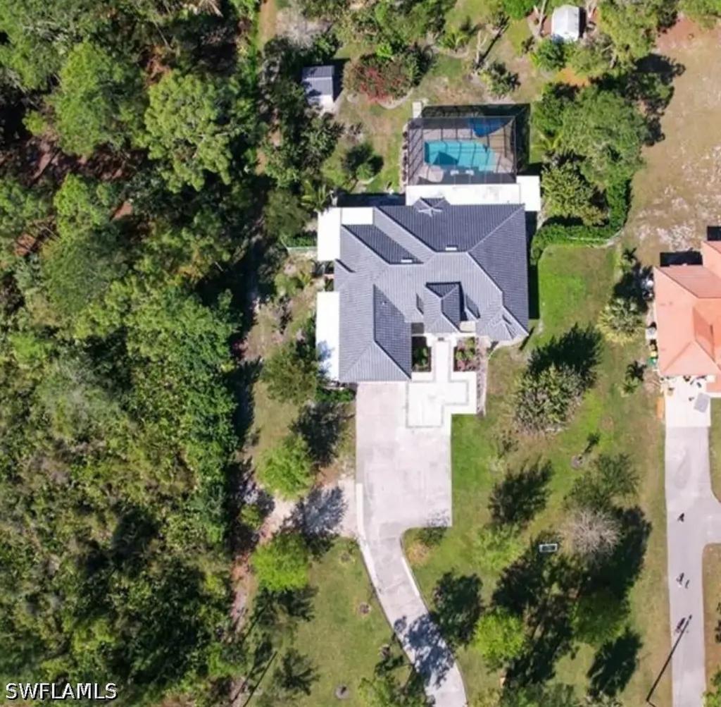 3111 4th Street NW Naples FL 34120