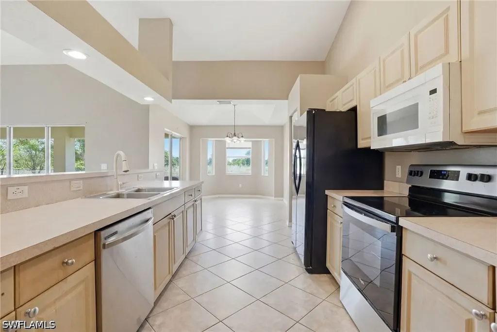 1011 Chadbourne Avenue Lehigh Acres FL 33971